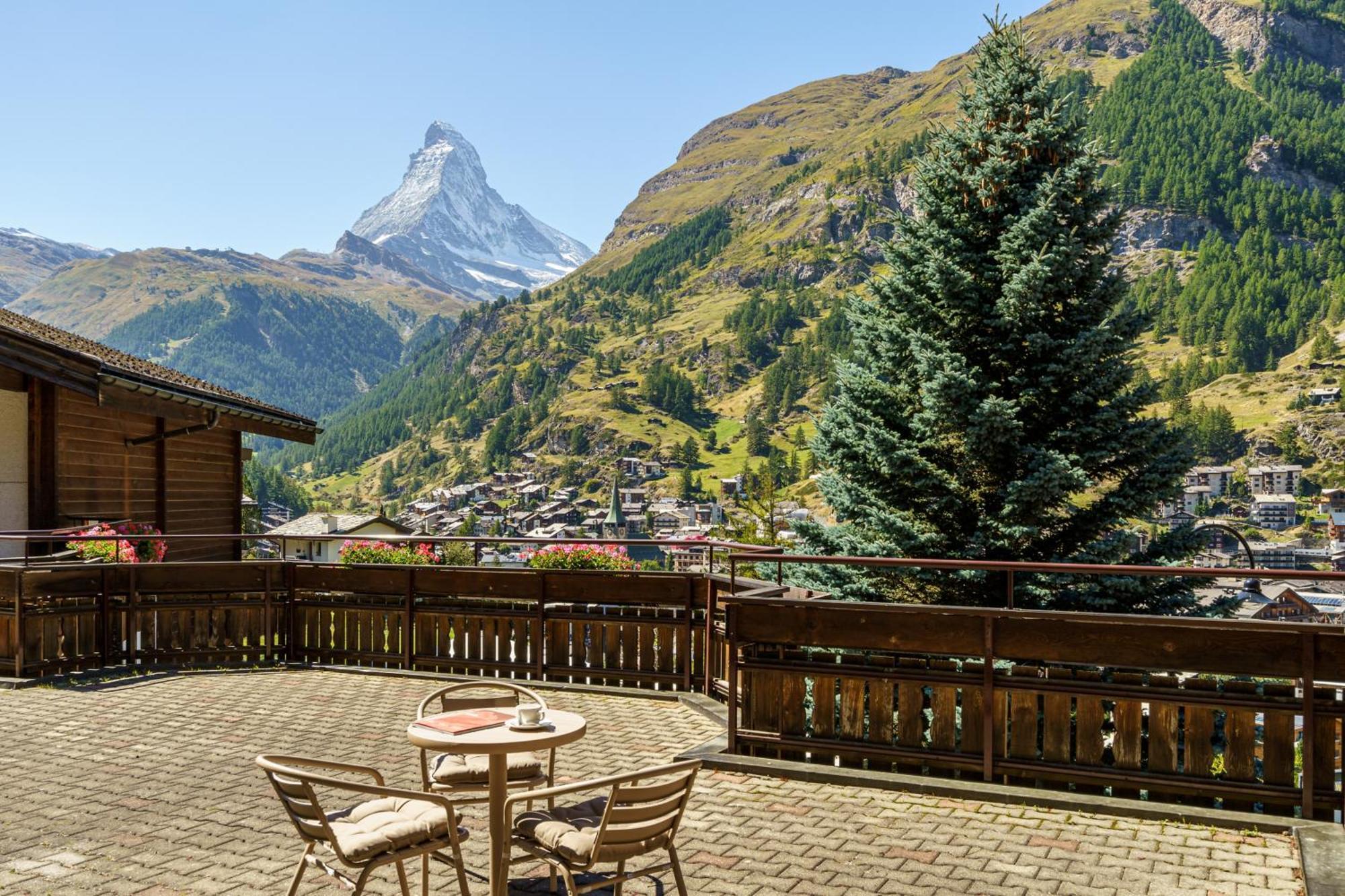 Hotel Alpenroyal Zermatt Zimmer foto